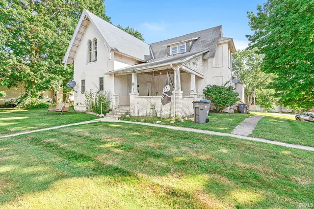 $194,900 | 122 Crescent Street, Goshen, IN 46528