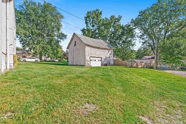 $194,900 | 122 Crescent Street, Goshen, IN 46528