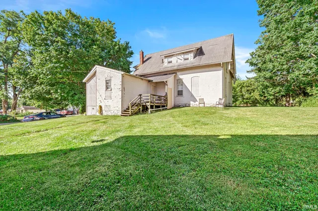 $194,900 | 122 Crescent Street, Goshen, IN 46528