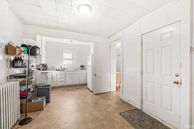 $194,900 | 122 Crescent Street, Goshen, IN 46528