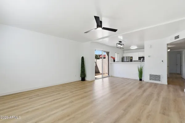 $250,000 | 623 West Guadalupe Road, Unit 180, Mesa, AZ 85210
