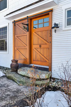 $1,849,900 | 13 Saratoga Farm Road, Malta, NY 12020