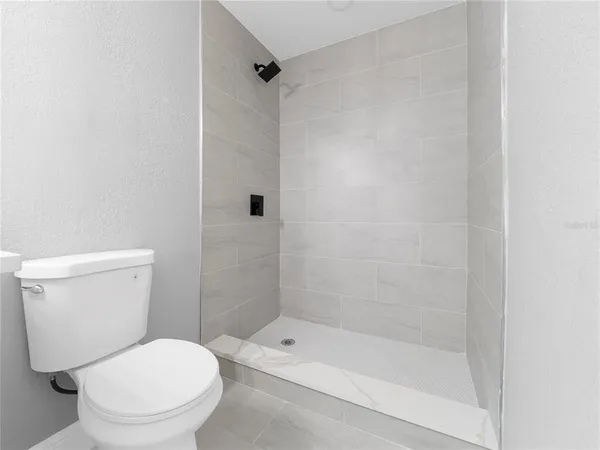 $689,900 | 11315 Carrollwood Estates Drive, Tampa, FL 33618