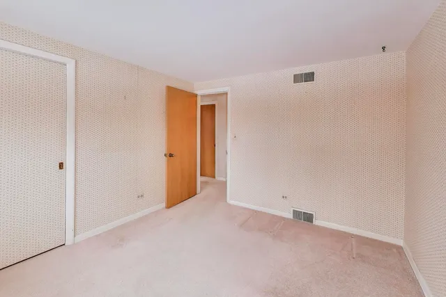 $550,000 | 2537 Pick Drive, Glenview, IL 60025