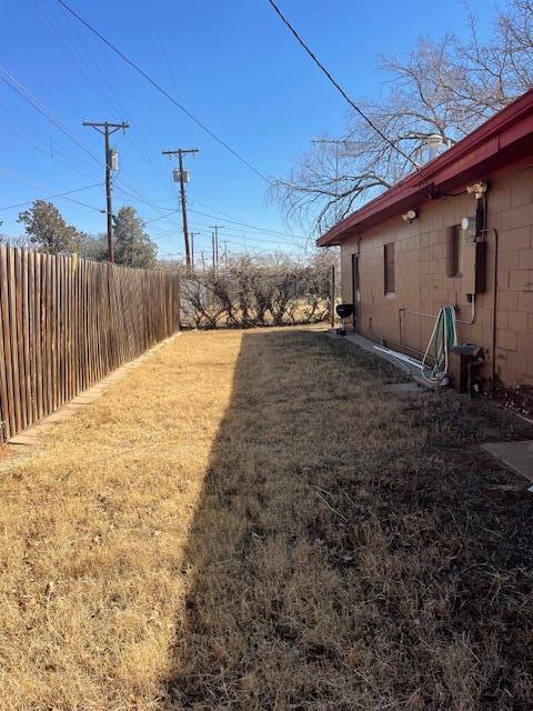 2512 40th Street Lubbock, TX 79413 - Photo 16 of 25 IMG_3729