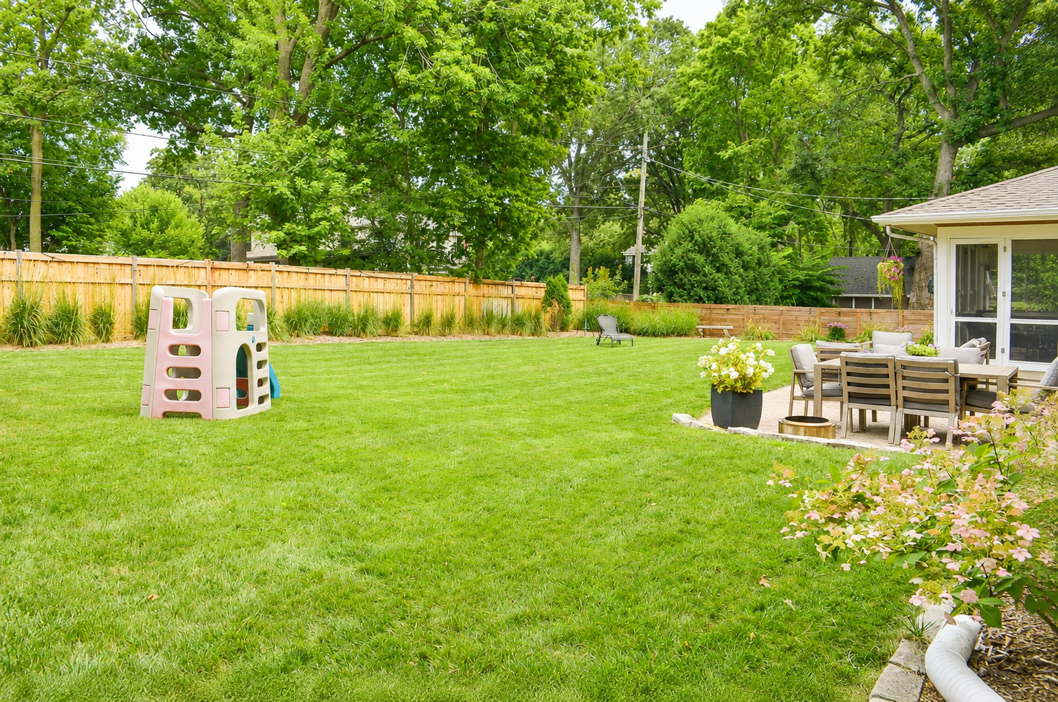 241 Holly Road Hopkins, MN 55343 - Photo 39 of 40 Gallery Image 39
