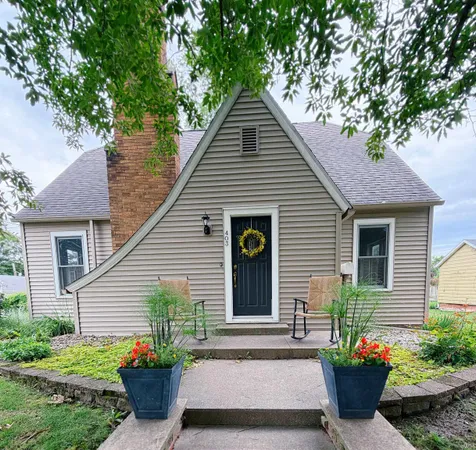 $259,000 | 403 North Wayne Street, North Manchester, IN 46962