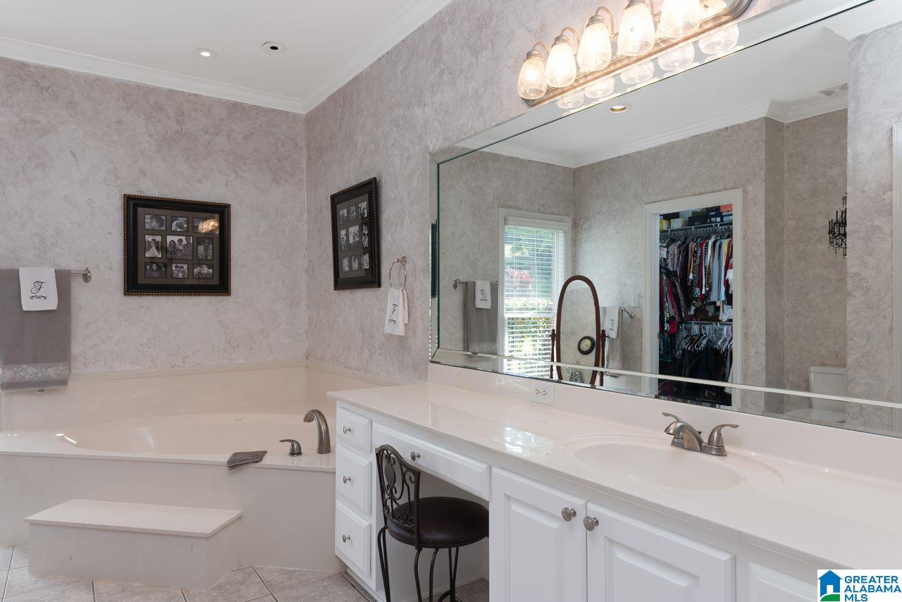 6119 Rushing Parc Lane Birmingham, AL 35244 - Photo 35 of 50 Gallery Image 35