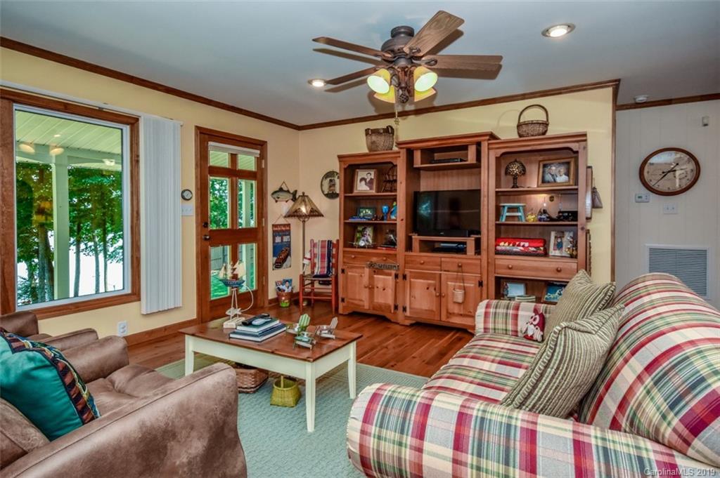 1744 Kale Road Catawba, NC 28609 - Photo 8 of 41 Gallery Image 8