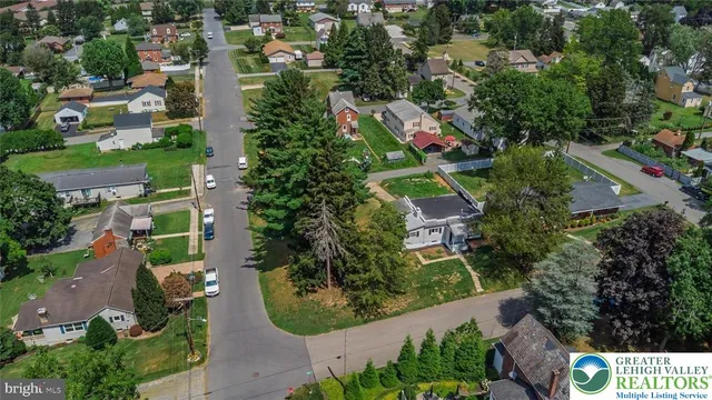 an aerial view of multiple house