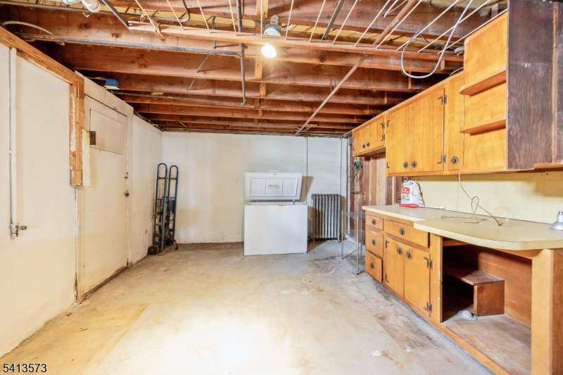 252 Knickerbocker Road Closter, NJ 07624 - Photo 19 of 27 a utility room with dryer and washer