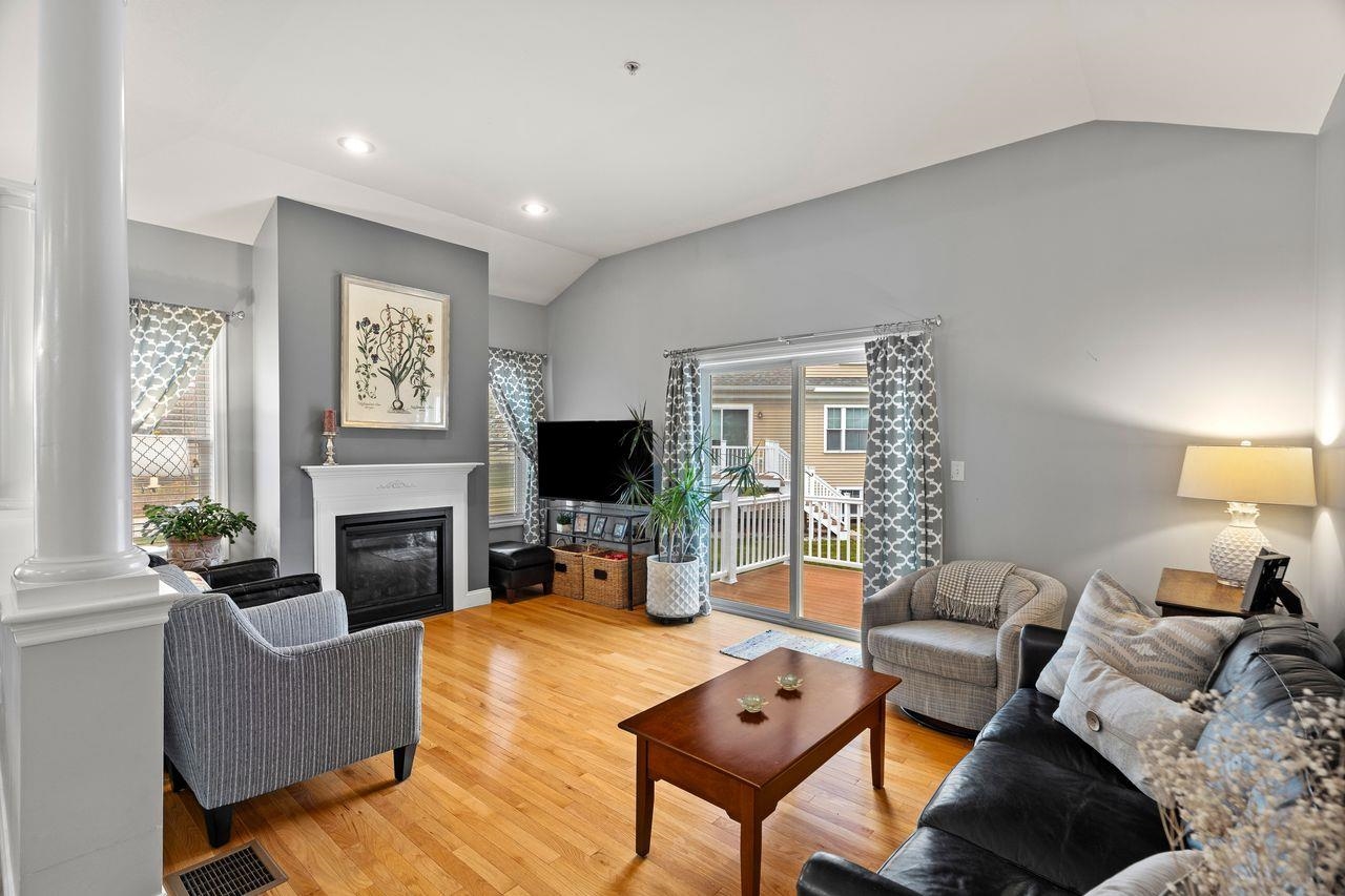 12 Mill Pond Road Brentwood, NH 03833 - Photo 16 of 41