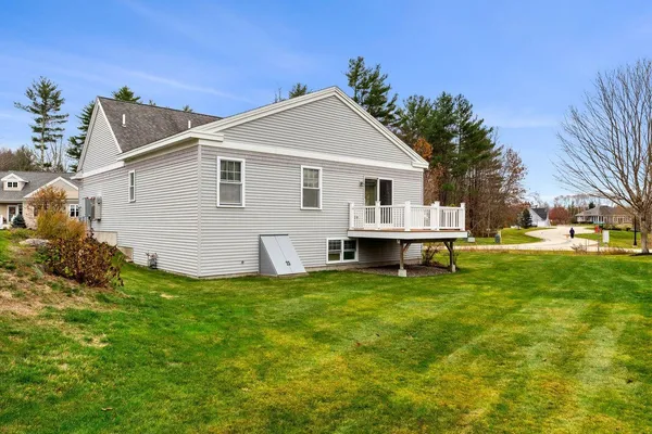 $543,000 | 12 Mill Pond Road, Brentwood, NH 03833