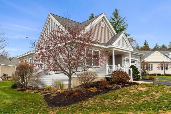 $543,000 | 12 Mill Pond Road, Brentwood, NH 03833