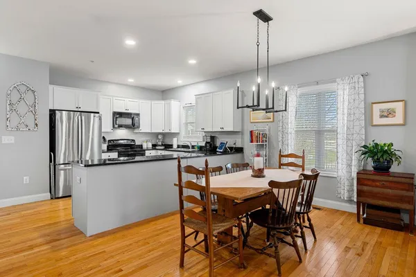 $543,000 | 12 Mill Pond Road, Brentwood, NH 03833