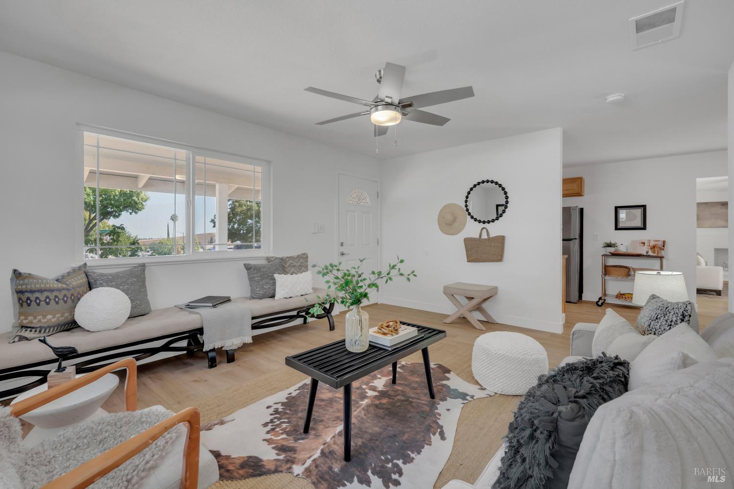 360 Markham Avenue Vacaville, CA 95688 - Photo 3 of 37 Gallery Image 3
