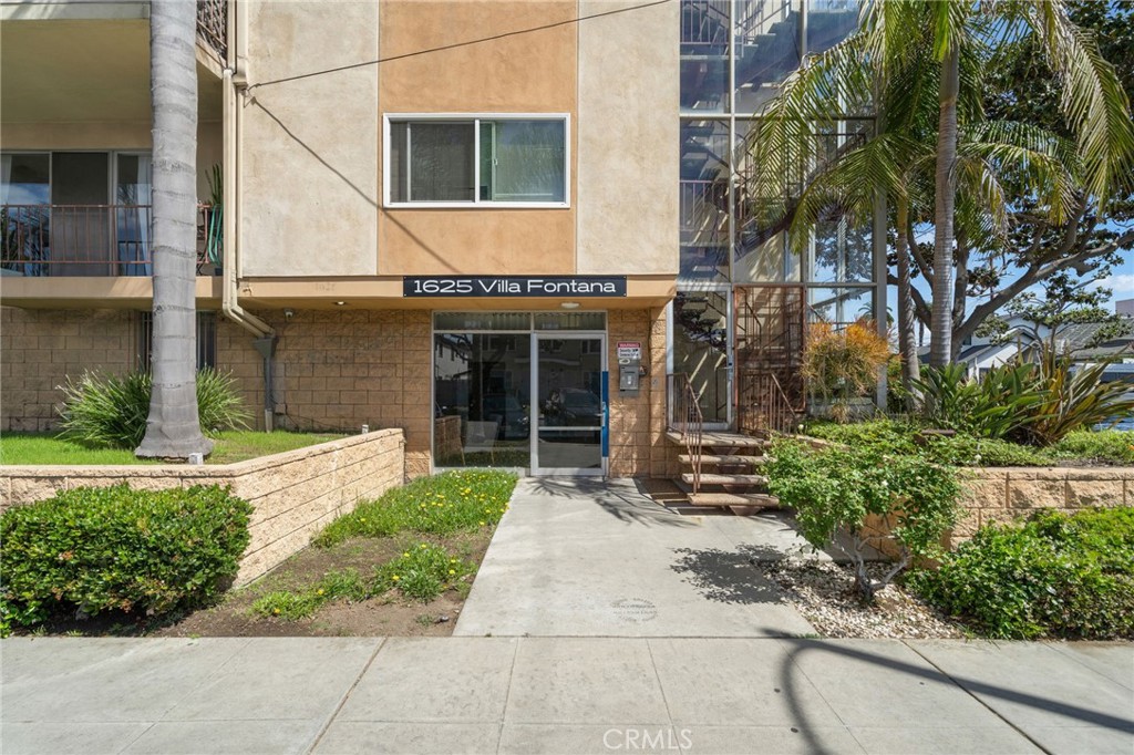 1625 East Appleton Street, Unit 3B Long Beach, CA 90802 - Photo 2 of 45