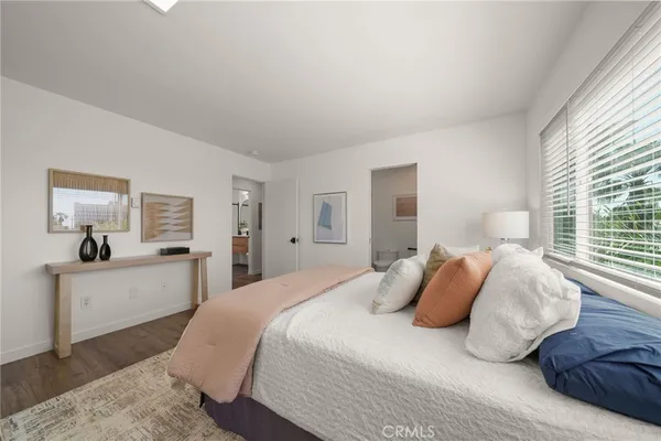$599,000 | 1625 East Appleton Street, Unit 3B, Long Beach, CA 90802