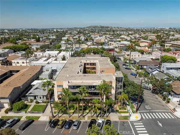 $599,000 | 1625 East Appleton Street, Unit 3B, Long Beach, CA 90802
