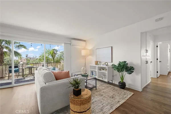 $599,000 | 1625 East Appleton Street, Unit 3B, Long Beach, CA 90802