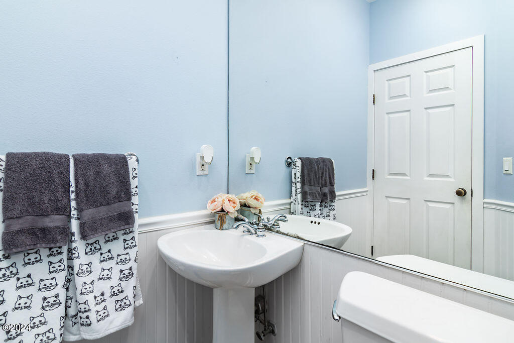 230 Southwest 61 Street Newport, OR 97366 - Photo 24 of 43 230SW61stSt-web-24