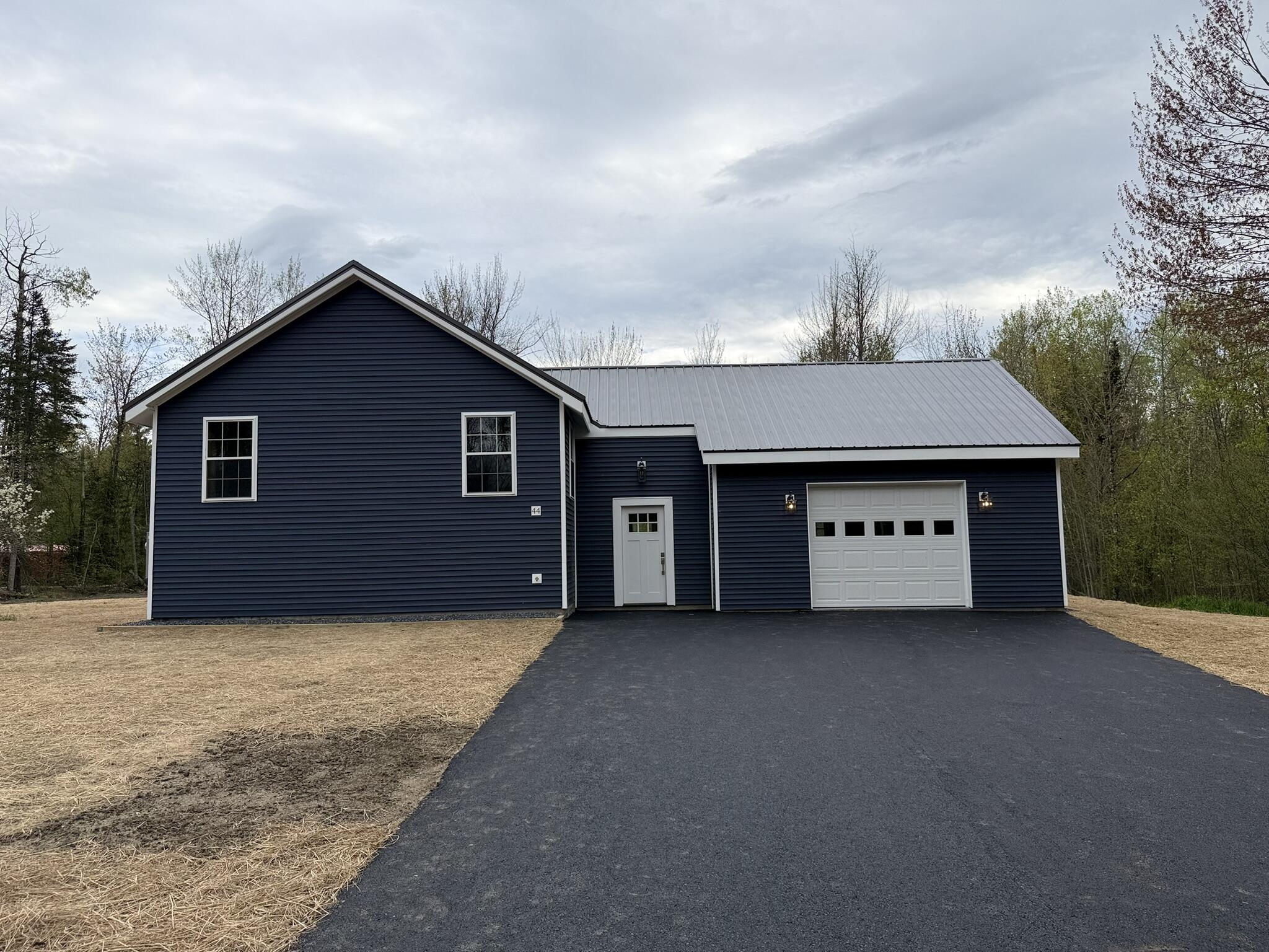 44 Whitten Road Clinton, ME 04927 - Photo 1 of 54 Front of Home