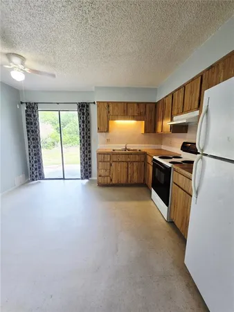 $1,205 | 7615 West Fern Place, Unit 7, Homosassa, FL 34448