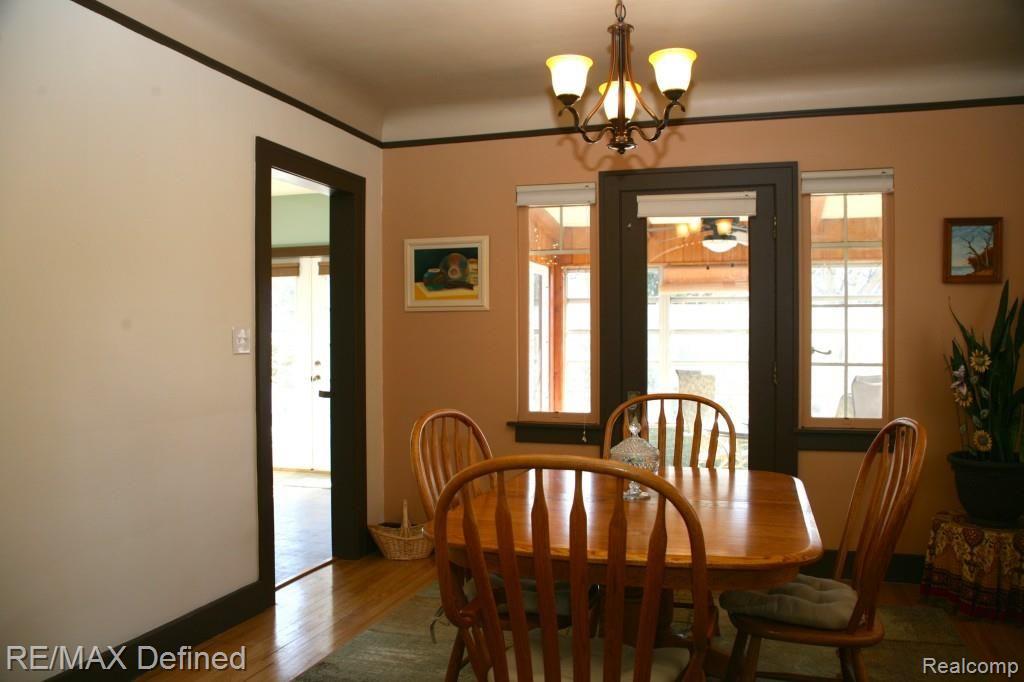 34 Mohawk Road Pontiac, MI 48341 - Photo 5 of 19 #5.jpg