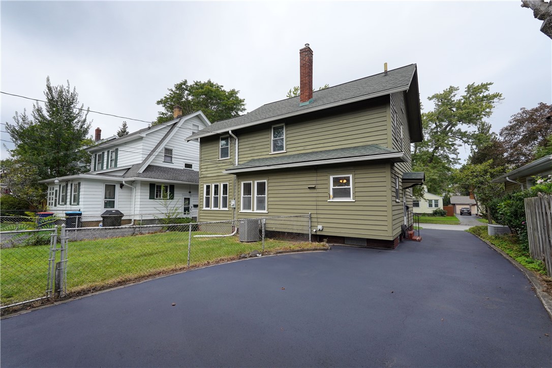 151 Hurstbourne Road Irondequoit, NY 14609 - Photo 37 of 38 Gallery Image 37