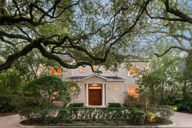 $2,995,000 | 1325 Milford Street, Houston, TX 77006