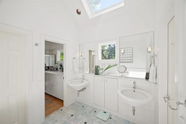 $2,995,000 | 1325 Milford Street, Houston, TX 77006