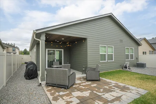 $469,900 | 5904 West Youngstown Lane, Spokane, WA 99208