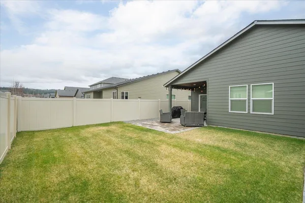 $469,900 | 5904 West Youngstown Lane, Spokane, WA 99208