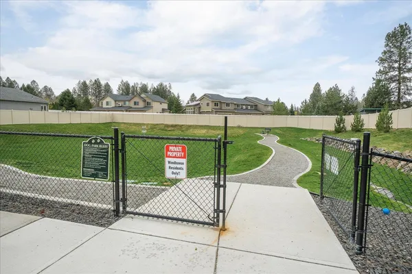 $469,900 | 5904 West Youngstown Lane, Spokane, WA 99208
