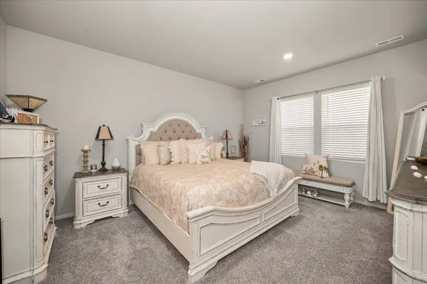 $469,900 | 5904 West Youngstown Lane, Spokane, WA 99208