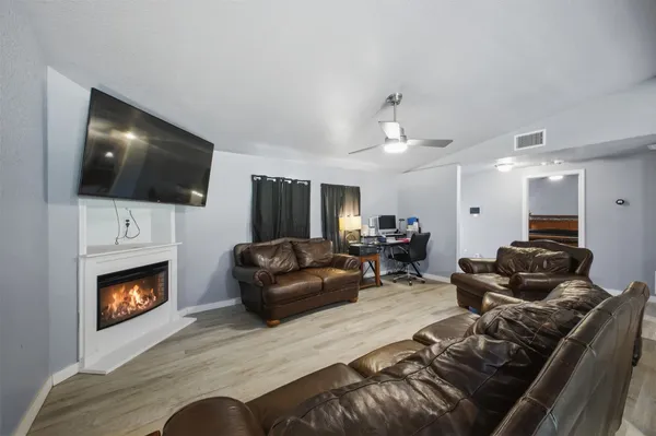 $175,000 | 704 Riley Street, Rockdale, TX 76567