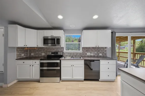 $175,000 | 704 Riley Street, Rockdale, TX 76567