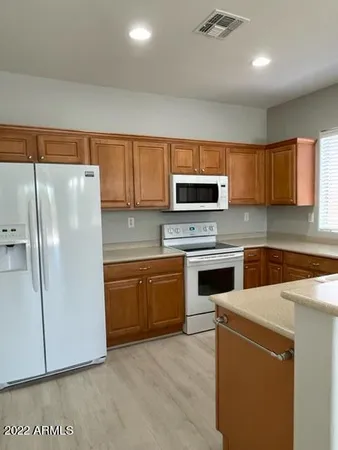 $2,400 | 1663 West Morse Drive, Phoenix, AZ 85086