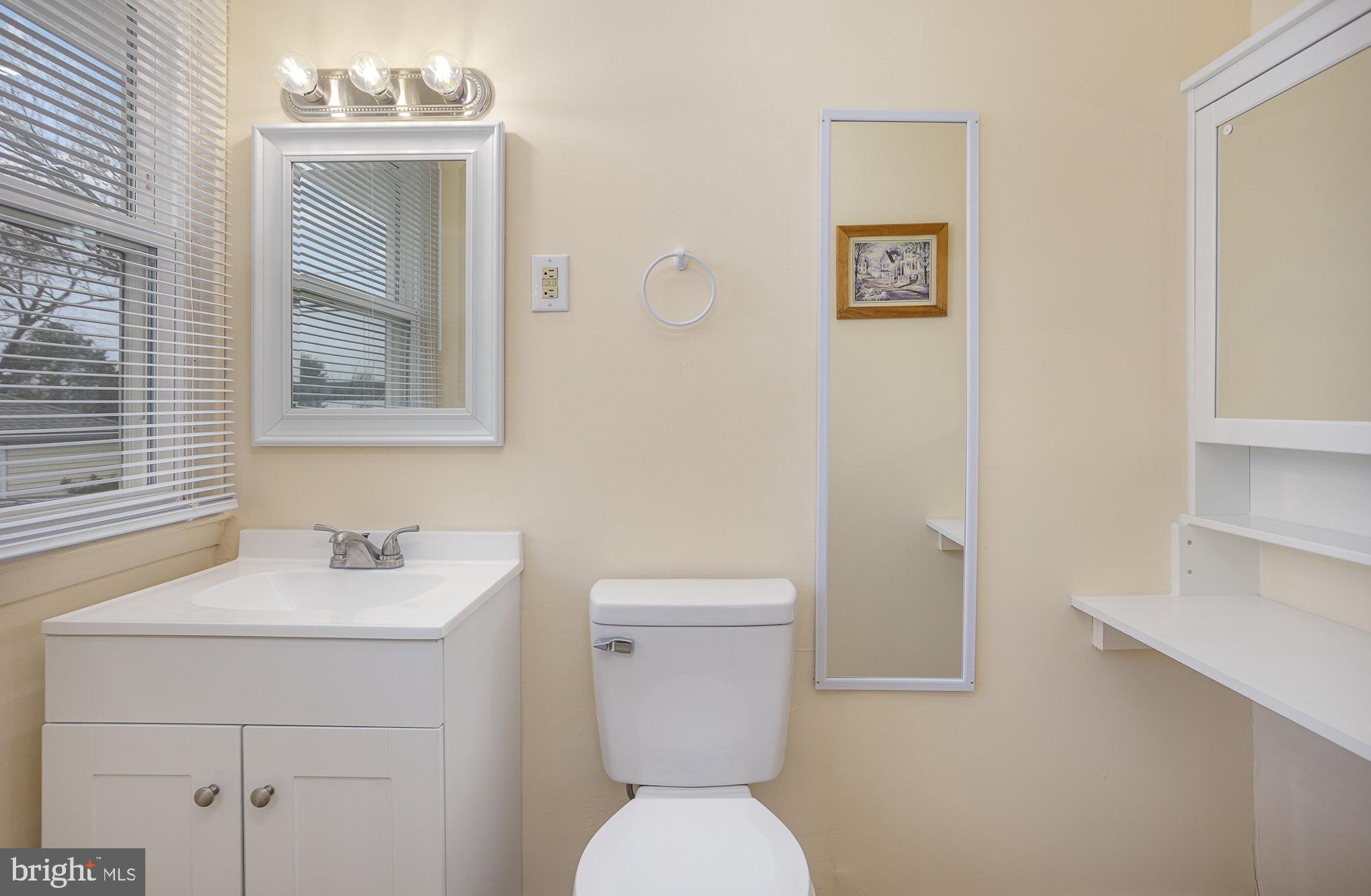 4313 East Joppa Road Nottingham, MD 21236 - Photo 8 of 38