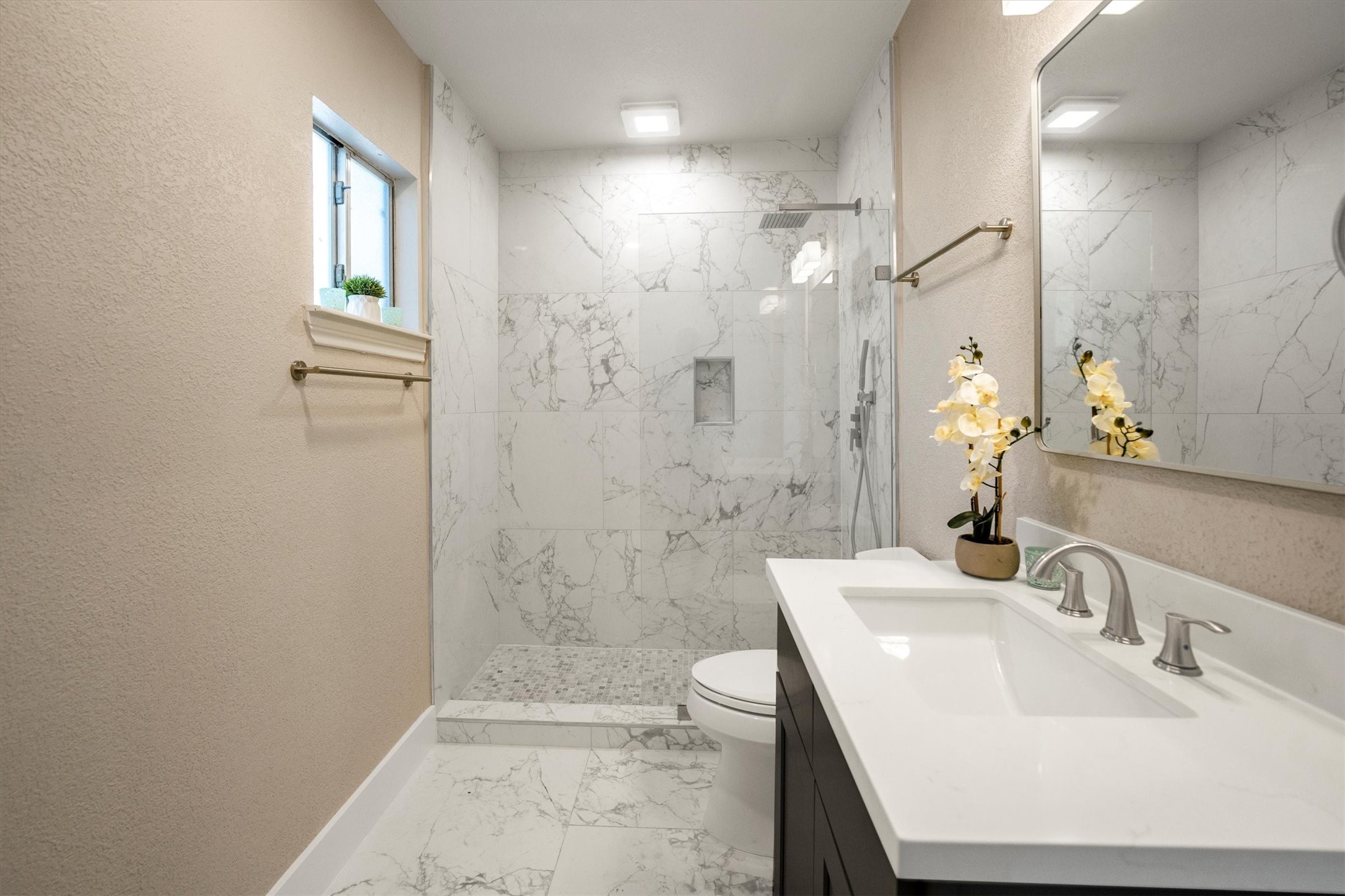 1062 Lamonte Lane Houston, TX 77018 - Photo 36 of 49