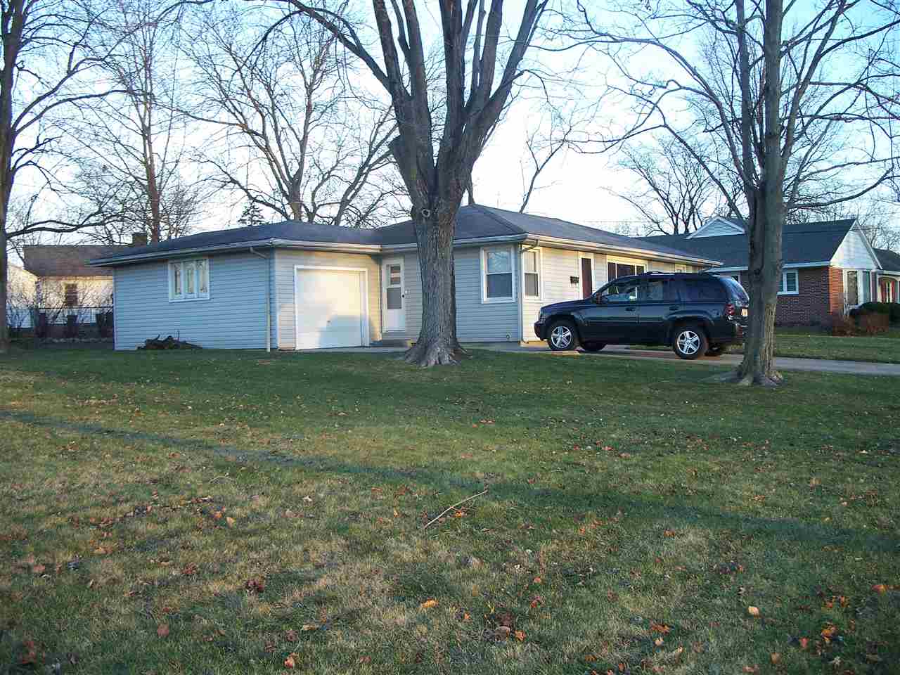 127 Limberlost Trail Decatur, IN 46733 - Photo 3 of 13