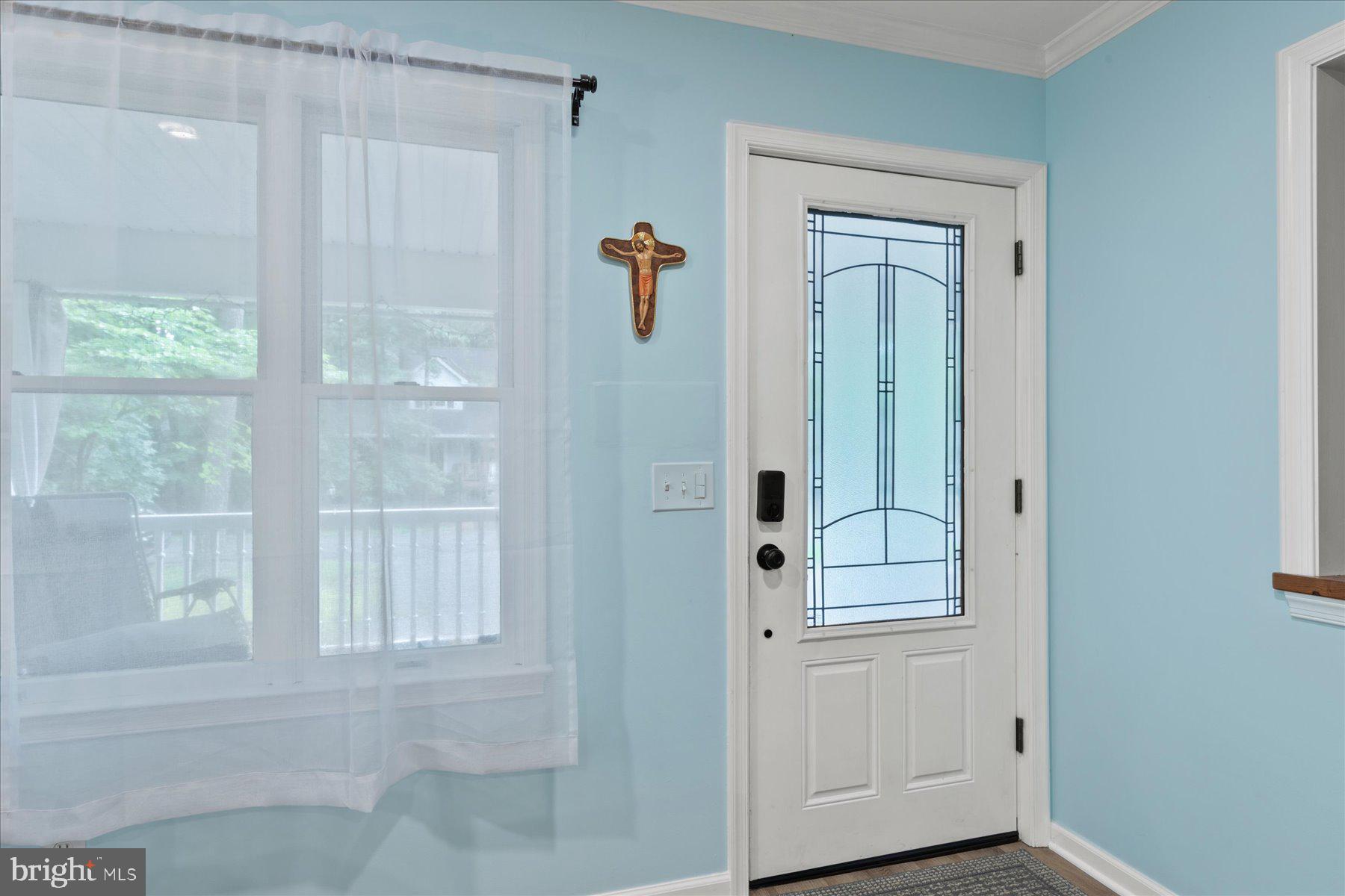 4 Poacher Berlin, MD 21811 - Photo 6 of 45 a view of front door with a bathroom