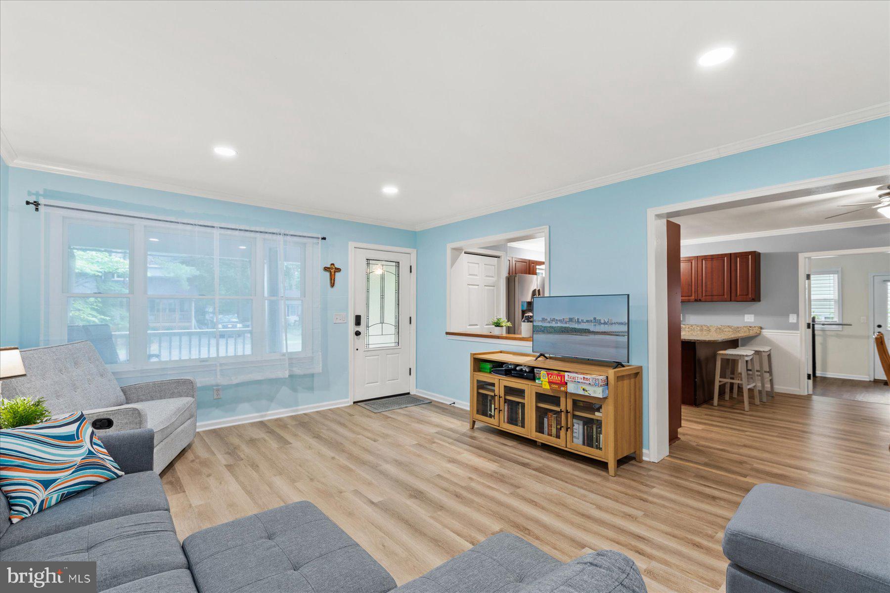 4 Poacher Berlin, MD 21811 - Photo 7 of 45 a bedroom with furniture and a large window