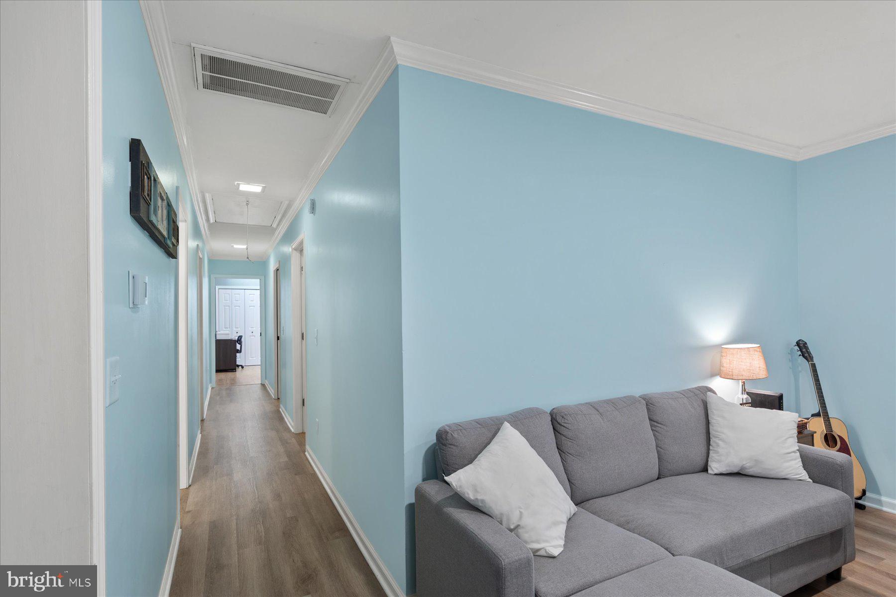 4 Poacher Berlin, MD 21811 - Photo 9 of 45 a living room with furniture and a couch