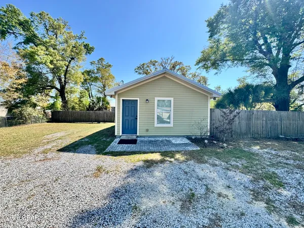 $1,400 | 4122 Corbin Road, Panama City, FL 32404