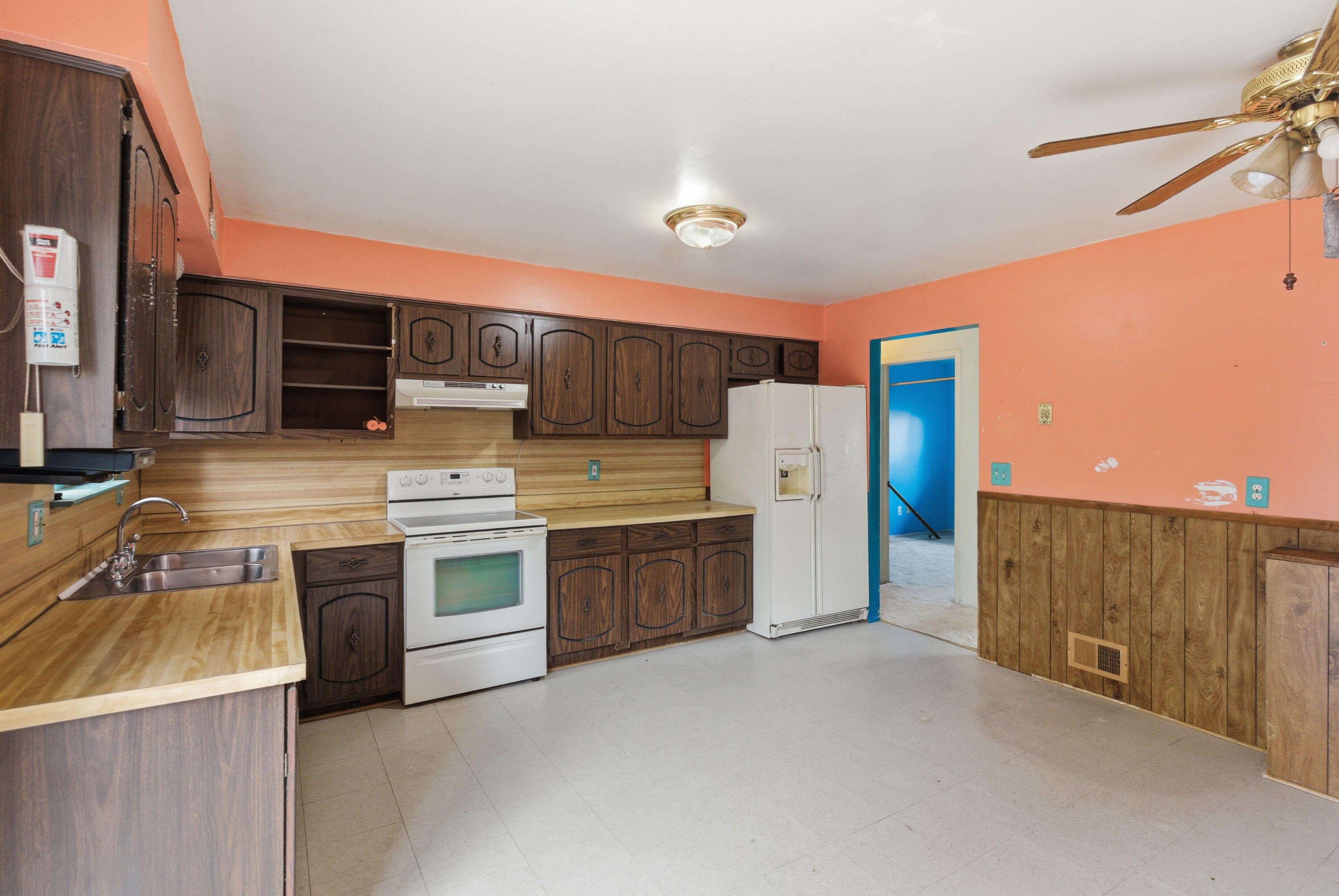 12111 Inkster Road Livonia, MI 48150 - Photo 12 of 25 5