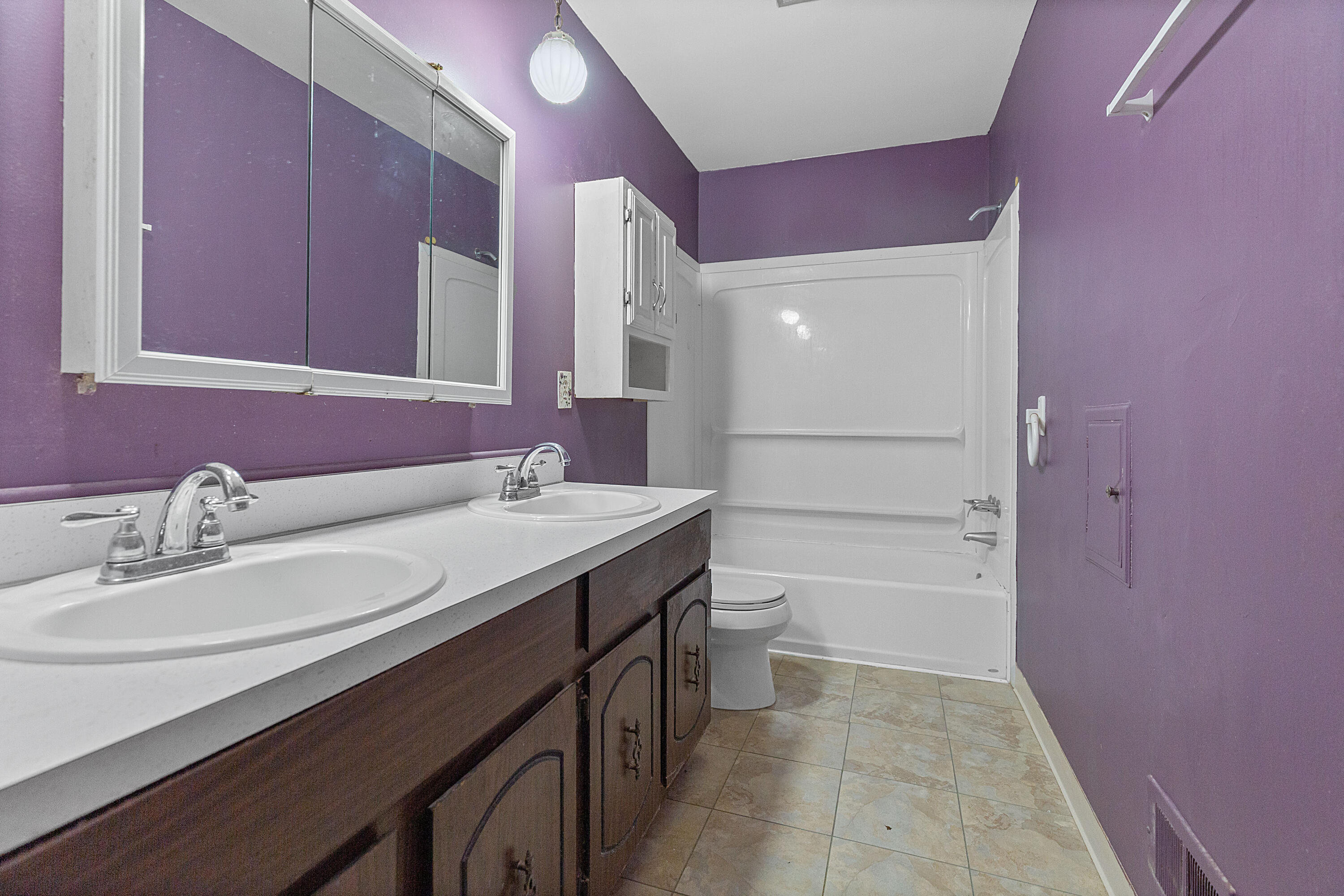 12111 Inkster Road Livonia, MI 48150 - Photo 16 of 25 9