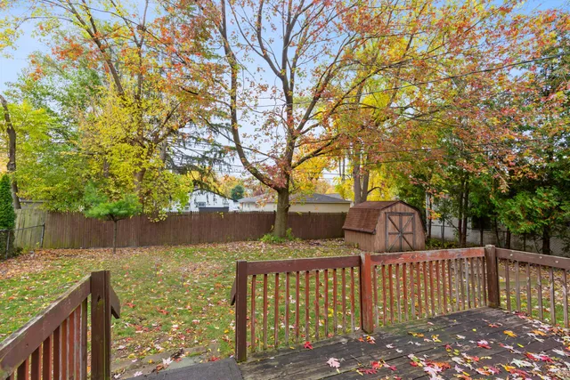 $190,000 | 12111 Inkster Road, Livonia, MI 48150