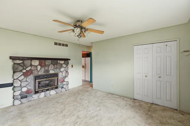 $190,000 | 12111 Inkster Road, Livonia, MI 48150