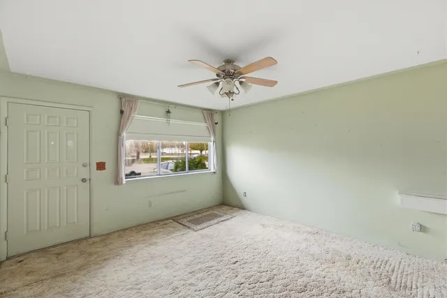 $190,000 | 12111 Inkster Road, Livonia, MI 48150